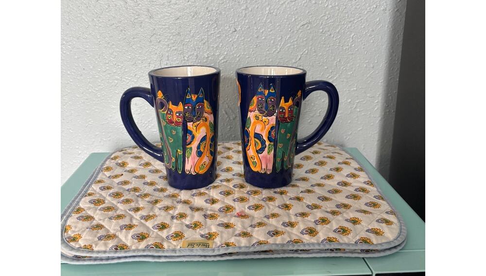 Pair of Laurel Burch Blue Cat Mugs 1997 16 oz cat latte mugs